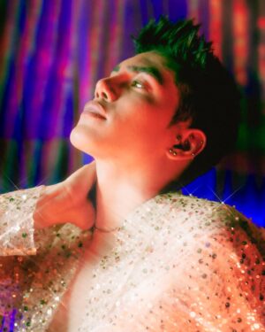 Stell Instagram - It’s been a week since my solo debut and ang dami nangyari sa week na iyon. 😭 Forever grateful to all of you! 😮‍💨

Dahil diyan, let’s celebrate with these photos from the MV shoot! #Stell #StellRoom