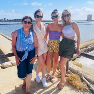 Stella Acquisto Instagram - Happy birthday to two of my favourite people in the whole world, my mom and sis Josie!!! Love you both. ❤️❤️❤️ #birthdaygirls