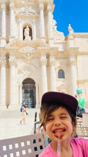 Stella Acquisto Instagram - If you are off visiting Siracusa in Sicily, the Island of Ortigia is worth a visit. Lots of history, beautiful stone buildings, shops, places to eat and a beach.

#ortigia #sicily #sicilia #italy #italia #travel #travelgram #thingstodo #gelato #history #art #beach #eat