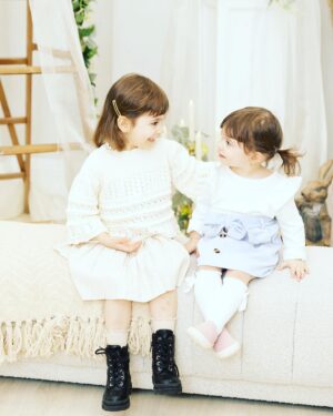 Stella Acquisto Instagram - Happy Easter 🐣 to you and your families.  May you be surrounded with love 💕. 

A special thanks to @alannabphotography for these beautiful pictures of my bunnies 🐰 🐰. #happyeaster #hop @trunk97  Outfits: @babymoonkidsapparel