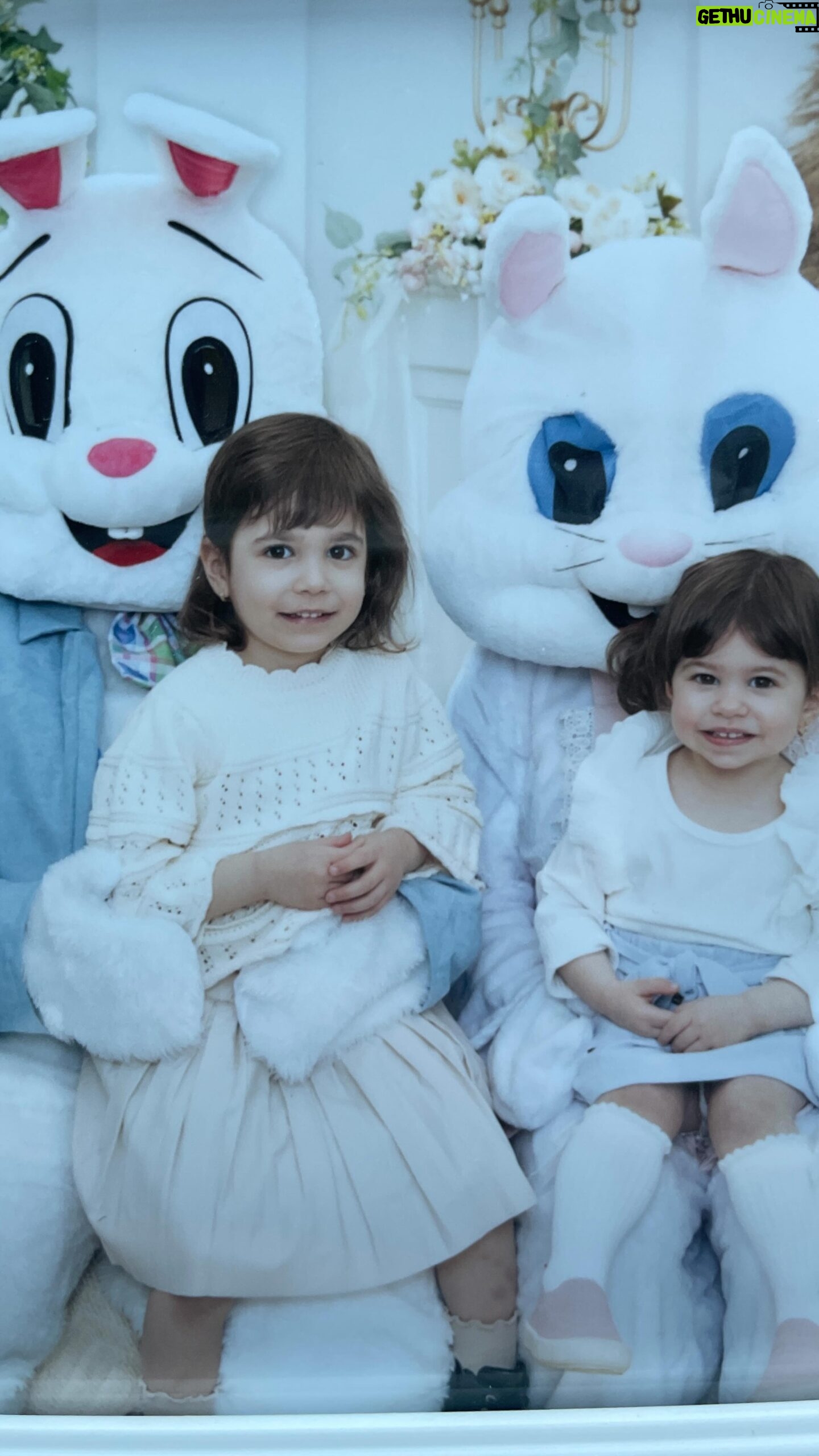 Stella Acquisto - 550 Likes - Thanks @alannabphotography and @gracebelli for setting up an incredible #easter #photoshoot. They literally thought of every detail. Thank you!!!
Outfits @babymoonkidsapparel