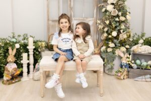 Stella Acquisto Instagram - My little bunnies. 🐰 💋 

Happy Easter to you and your families.  Sending love and light your way.

Also a special shoutout to @alannabphotography for taking these beautiful pictures.
#easter #bunnies #eggs #photography
