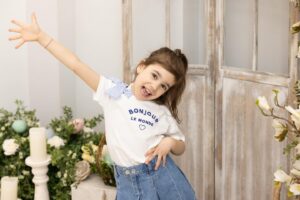 Stella Acquisto Instagram - My little bunnies. 🐰 💋 

Happy Easter to you and your families.  Sending love and light your way.

Also a special shoutout to @alannabphotography for taking these beautiful pictures.
#easter #bunnies #eggs #photography