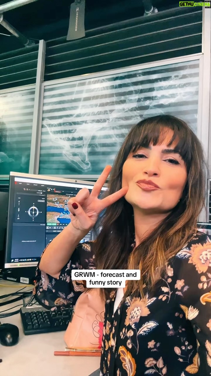 Stella Acquisto - 474 Likes - Get ready with me as I tell you your Toronto forecast and a funny/embarrassing story.
After listening to my story… tell me if you have ever done this?
#GRWM #Toronto #forecast #funny #story