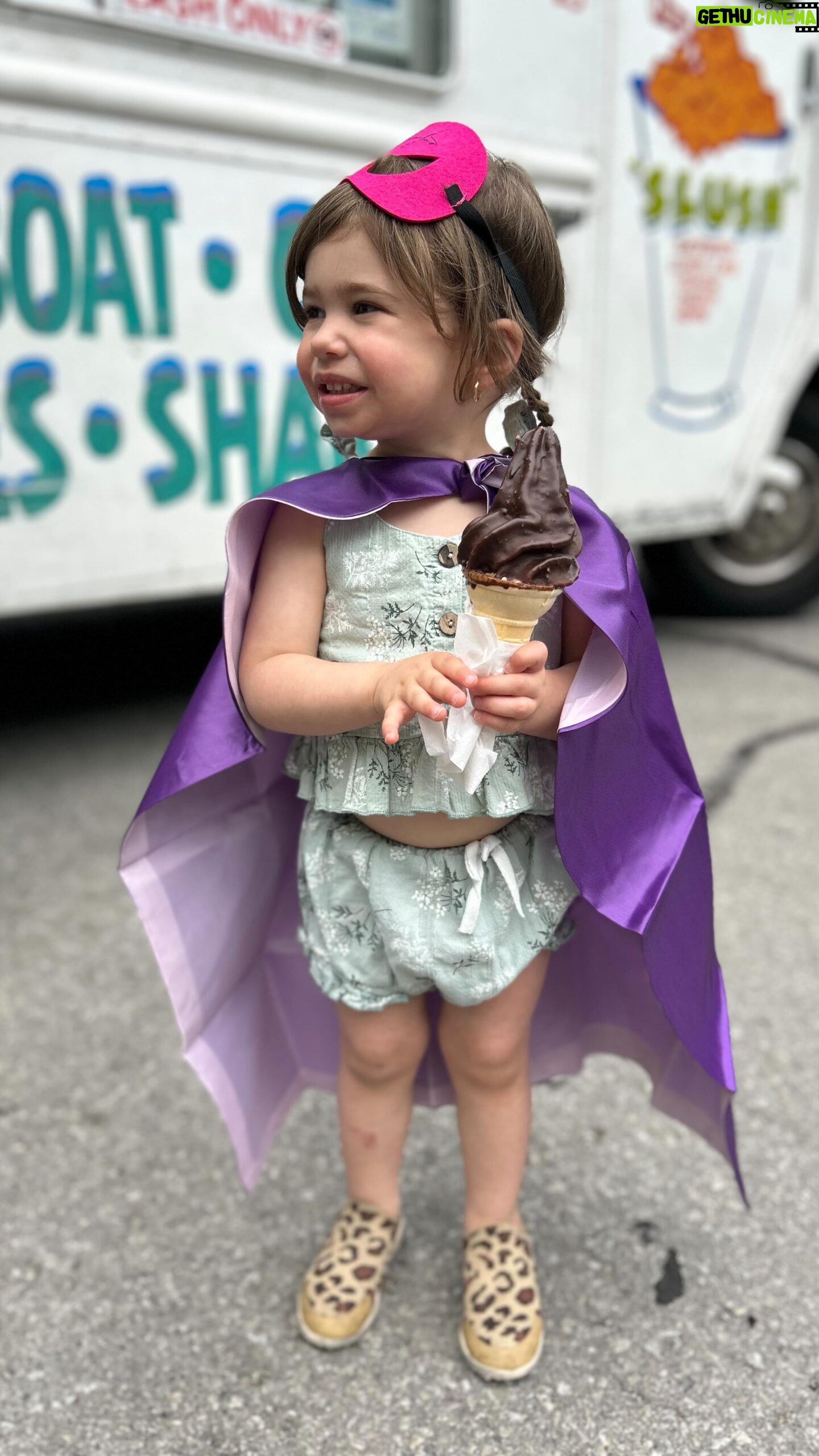 Stella Acquisto - 575 Likes - Step aside @kristenanniebell @idinamenzel @joshgad looks like this 2 year old wants to voice the next @disneyfrozen . #joking #singer #sing #frozen #letitgo #doyouwanttobuildasnowman #elsa #anna #olaf #mondaymotivation
