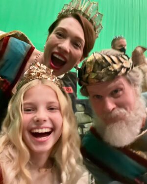 Stella Grace Fitzgerald Instagram - Some more BTS with the Royal Family (Cary Elwes & Rhian Rees) from Rebel Moon including the adorable Princess Issa photo/stunt double Kylee Levien who has become a sweet friend of Stella’s. The girls had so much fun on set and with their studio teachers who happened to match one day too! We will cherish these moments forever 💕

#rebelmoon #rebelmoonachildoffire #rebelmoonthescargiver #netflix #scifi #caryelwes #rhianrees #zacksnyder #grateful #corememories #actor #younghollywood #teenactress #princessissa #hollywood #netflixfilm #stewarttalent #authentictalentandliterarymanagement #royalfamily #explorepage