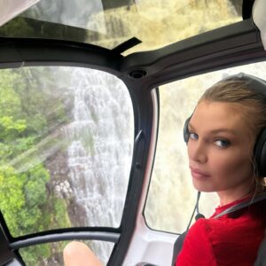 Stella Maxwell Instagram - 🇻🇪❤️🇻🇪