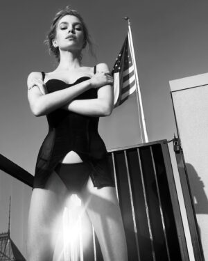 Stella Maxwell Instagram - Home sweet home