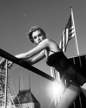 Stella Maxwell Instagram - Home sweet home