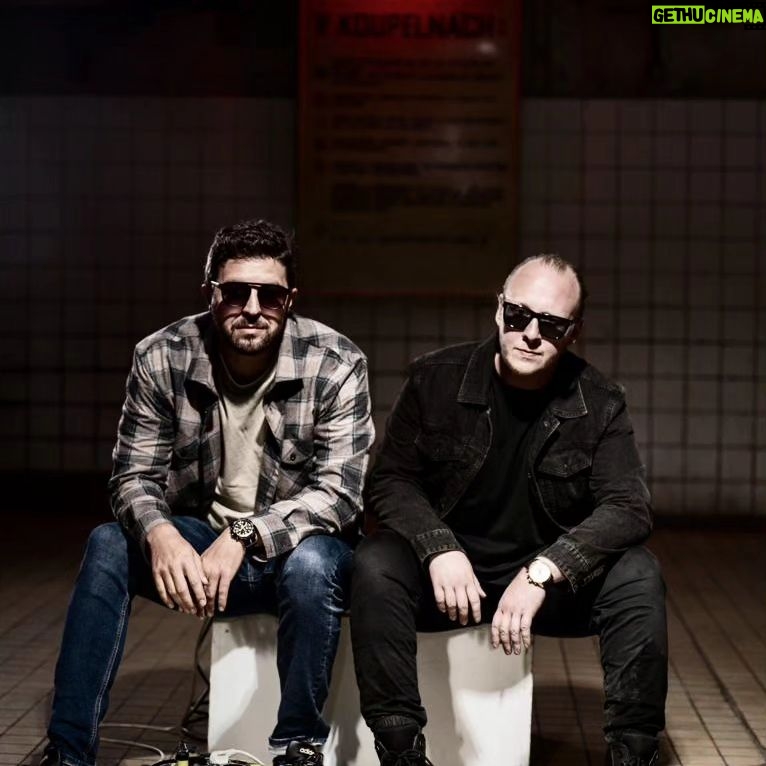 Štěpán Kozub - 4.1K Likes - 😎😎 2023.
#mens #work #photo #promo #actors #People #třítygri #shootingday #comedians
Foto: @__hrubes
@albert__cuba
