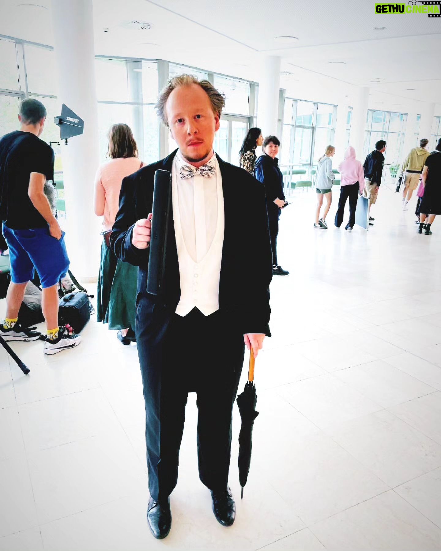Štěpán Kozub - 5.8K Likes - Točíme - Já dirigent. Já hraju dirigenta. Já - Film.
#shooting #film #dirigent #actor #playing #role #men #Orchestra #acting #action #actors #art