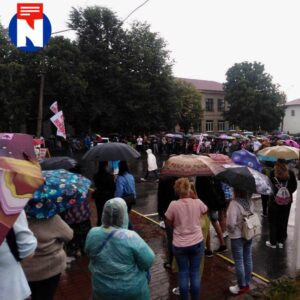Stepan Putilo Instagram - Не самые удобные площадки, непогода, отсутствие Светланы Тихановской в некоторых городах - это все не помешало собраться тысячам человек на митингах по всей Беларуси сегодня!
⠀
Вы невероятные!
Жыве беларусь!❤️✊🏻✌🏻

Кто ходил сегодня на митинг?
⠀

⠀
#брест #бобруйск #орша #могилев #лепель #минск #беларусь #витебск #гомель #гродно #новости #выборы2020 #minsk #minskgram #minskcity #belarus #belarusgram #brest #grodno #gomel #vitebsk #mogilev