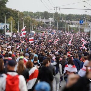 Stepan Putilo Instagram - МАРШ ОСВОБОЖДЕНИЯ ПОЛИТЗАКЛЮЧЁННЫХ прошёл сегодня по всей Беларуси.

Только в одном Минске собралось более 100 тысяч человек!
Вы все большие молодцы!

ЖЫВЕ БЕЛАРУСЬ!🤍❤️🤍

#минск #беларусь #брест #гродно #гомель #могилев #витебск #новости #выборы2020 #minsk #minskgram #minskcity #belarus #belarusgram #brest #grodno #gomel #vitebsk #mogilev
