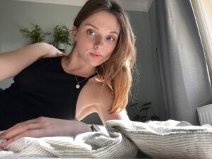 Štěpánka Fingerhutová Instagram - Hi 👋🏻