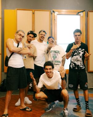 Stephan Peixoto Instagram - mini doc KTT ZOO : o show de lançamento 🔥 hoje às 18h no meu canal do youtube

📷 @_nataliaelmor 

#KTTZOO