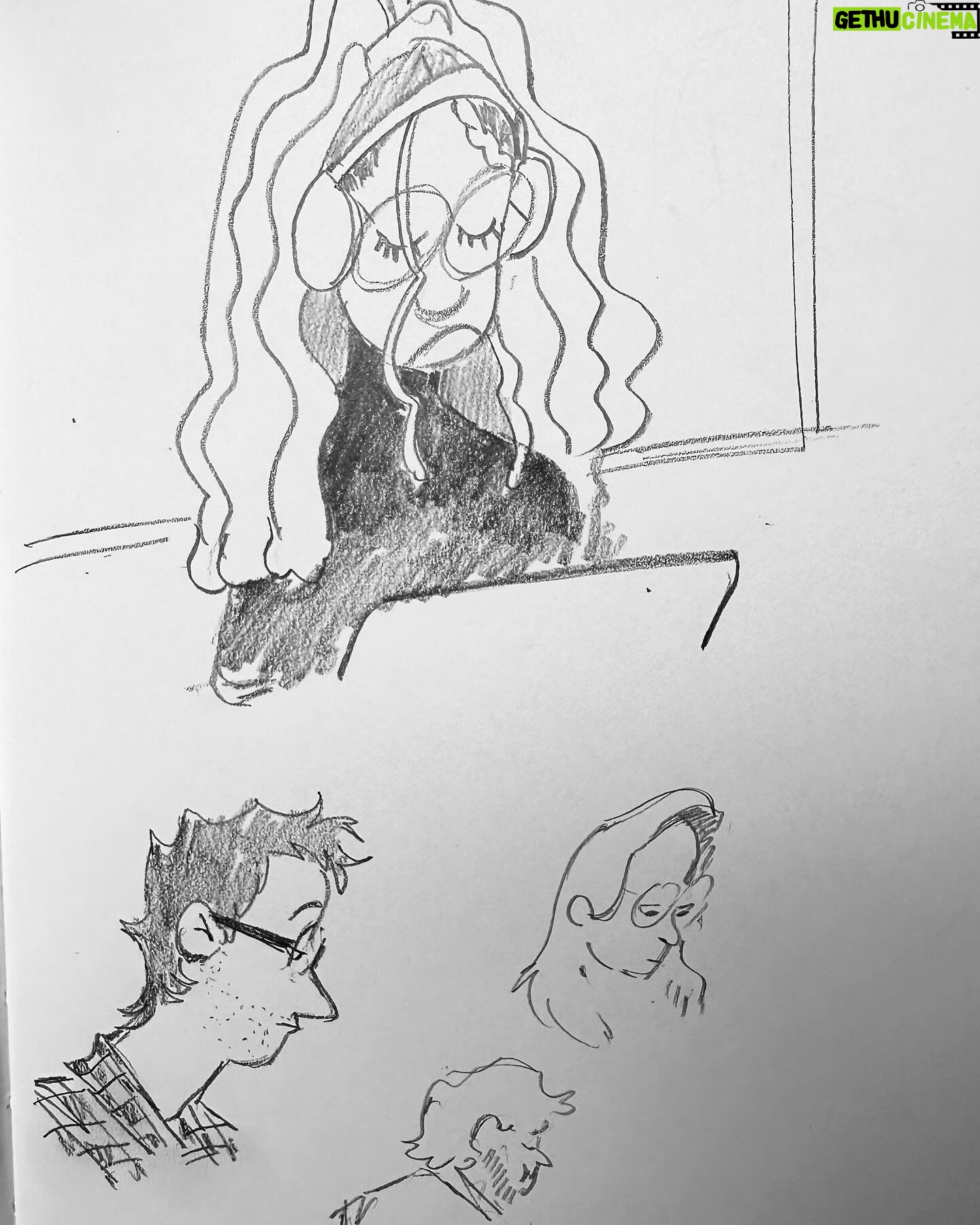 Stephanie Garcia Rizo - 1.3K Likes - Recent sketches- Big Bear trip (1/3)
#art #sketching #drawing #animals #characterdesign #lifedrawing