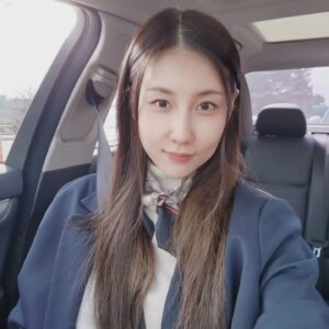Stephanie Kim Instagram - 까꿍🩷