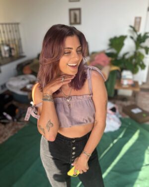 Stephanie Simbari Instagram - A hair journey 💜💜💜💜♏️