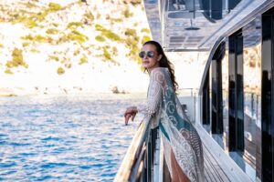 Stephanie Tripp Instagram - Boat life 😎
....
📷: @christopherscholey
....
#boatlife #yachtlife #swimsuit #swimwear #photoshoot #travelshoot #travel #yachtcharter #model #actress #yacht #yachts #bondgirl #greece #greekisle #greekislands