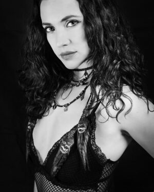 Stephanie Tripp Instagram - Feathers and lace wearing @verablack8
....
📷: @ededwardsphotography
....
#verablack #feathers #jewellery #jewellerydesign #jewellerydesigner #choker #rocknroll #gypsy #gypsysoul #pirate #rock #actor #model #producer #curlyhair #blackandwhite #blackandwhitephotography #portrait #portraitphotography