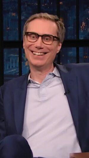 Stephen Merchant Instagram - I now also carry several fake phones. Many thanks @latenightseth.