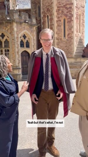 Stephen Merchant Instagram - At 6’7’’ and blond, I can see why this happened. #TheOutlaws