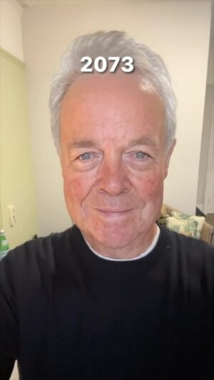 Stephen Mulhern Instagram - The way The Banker is talking, I may look like this sooner than I thought! Don’t miss another brand new episode of Deal or No Deal today at 4pm on @itv and @wearestv!