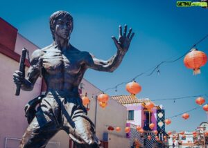 Steve Agee Instagram - Bruce - Chinatown, Los Angeles 
.
.
#a7riii #sonyalpha #brucelee #chinatown