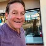 Steve Guttenberg