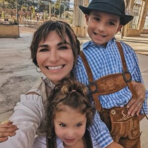 Steve Trevino Instagram - Happy Mother’s Day to the best wife and mother. @iamrenaewithana