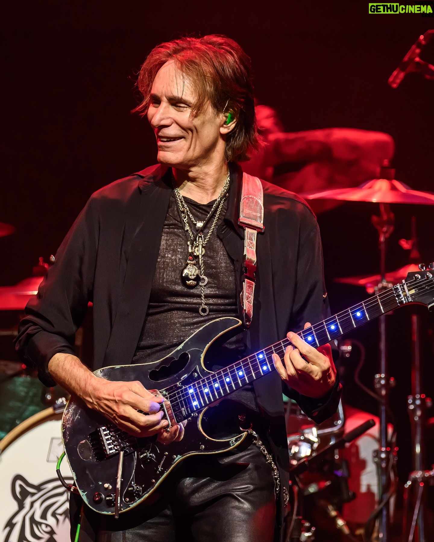 Steve Vai - 27.4K Likes - Hey folks, just some random pics for a post, enjoy.