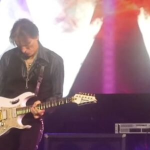Steve Vai Instagram - Hey Folks, last weekend I was honored with the opportunity to perform a few songs with the mighty @chicagotheband band at the Chicago and Friends Tribute Concert at Ocean Casino Resort in Atlantic City, New Jersey. These concerts are a tribute celebration of the 55th Anniversary of the their debut album “Chicago Transit Authority.” A special TV tribute concert “Decades Rock Live” will be culled from the performances and aired at some time in the future. 

The whole experience was outstanding. This historic band has been making hit records and touring for the last 57 years, and they sound more full and powerful than ever. Terry Kath, who was the original guitar player in Chicago until his death in 1978,  was an inspired visceral player whose raw 60’s-70’s guitar tone helped shape the sound of rock guitar in popular music starting from their days opening up for Jimi Hendrix, who was a fan and friend of Terry. It was an honor to pay tribute to this legend and the band by contributing to several songs throughout the night. I have not played in such a huge sounding and robust band since Zappa. The horns were slammin’, in tune, funky and phenomenally arranged. 

I also had the opportunity to meet new people and bond with them, which is my favorite thing about these kinds of gigs. Besides all the band members, some of those artists were @callmekingfish, @chrisdaughtry, @thevoiceplay, @robertrandolph, and @judithgloryhill. They all delivered like bosses! And a shout out to the current guitar player in Chicago, Tony Obrohta. An outstanding player who fits the band perfectly and an overall terrific person. 
Thanks to the whole band for inviting me to contribute to this special event. I’m humbled. 

Here is a clip I found from the audience of the last little guitar cadenza I did on a song called “South California Purples.” I’m sure the final TV version will sound infinitely better, but here’s a taste.

Enjoy