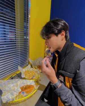 Steven Sun Instagram - How’s your Tuesday?