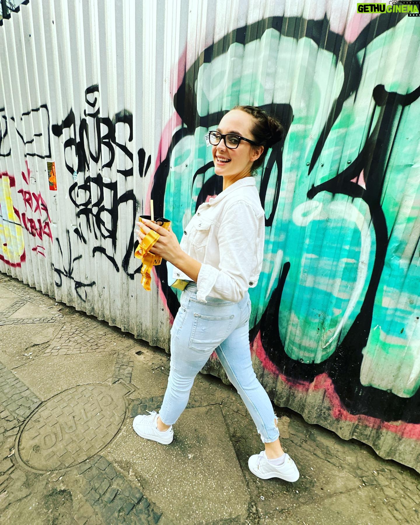 Stevie Lynn Jones - 748 Likes - rio tem meu coração e estômago