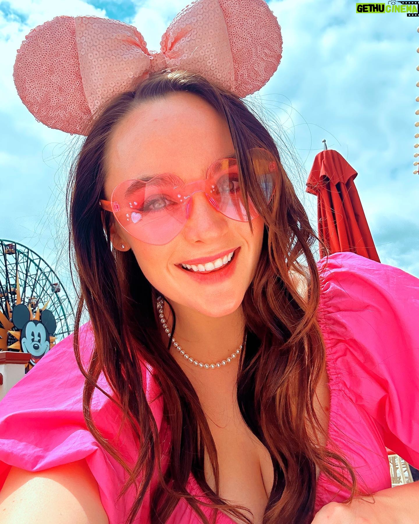Stevie Lynn Jones - 1K Likes - There was a certain birthday this week and I wasn’t able to celebrate because IM BLACKED OUT ALL SUMMER. #notbitter #magickey #disneylandsbirthday #disney100