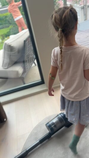 Stian Blipp Instagram - En som hadde bestemt seg noe voldsomt for å få ut den jæla tannen i dag! Eeeeessså lett