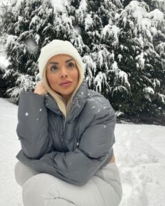 Actress Stilvi Psilopoulou HD Instagram Photos and Wallpapers July 2024