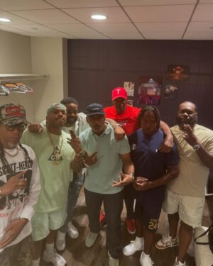 Styles P Instagram - @generalsteele @xplargepro @lordfinesseditc @teksmokeelah @billydanzem.o.p @famem.o.p  and myself  chilling at the @pharoahemonch show … how lot of hip- hop was chilling at Lincoln center !!!