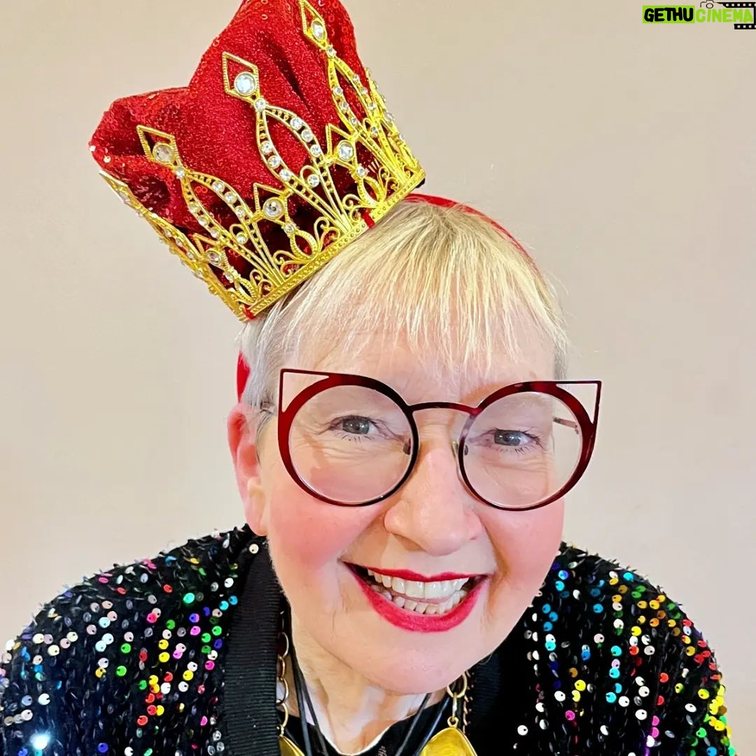 Su Pollard - 1K Likes - 25,000 followers !!! ❤️
Thrilled! 🎉🎉
Thank you so much to everyone for their support x
#Excited #SuPollard #DontStopBelieving
Photos: Antony Johns @antonyjohns1