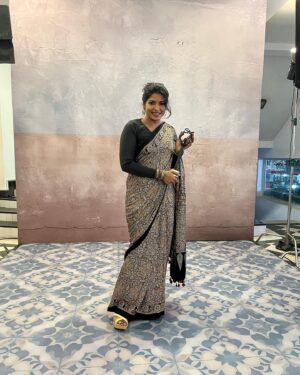 Subathra Robert Instagram - A big thanks to she_awards!🙏🏾
https://instagram.com/she_awards?igshid=MzRlODBiNWFlZA==
