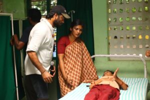 Subathra Robert Instagram - souvenirs of Bommai nayagi with Shan,à promising director !
#Bommai Nayagi watch on # Zee5 tamil !