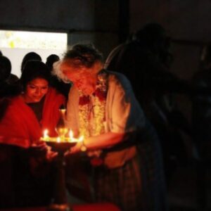 Subathra Robert Instagram - Let's celebrate the present!
happy theater day to all!