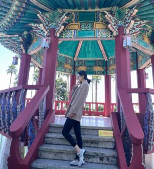 Sue Son Instagram - One fine day in Jeju Island with @fantajia._.a 👼