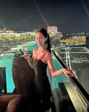 Sue Son Instagram - #Singapore 🇸🇬 
#travel ✈️ 
#latepost 📸 

@komasingapore