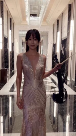 Sue Son Instagram - Opening of Raffles at Galaxy Macau 🎻