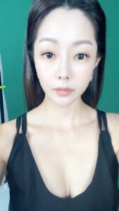 Actress Sue Son HD Instagram Photos and Wallpapers April 2023
