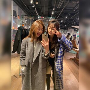 Sue Son Instagram - 2018 June 🥰😍 
#timeflies 
#imissyou 🥹