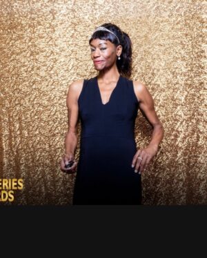 Sufe Bradshaw Instagram - Oh what a night. I’m still in shock. What an incredible honor this was. Thank you @indieseriesawards for this fantastic award and for creating such a magical evening. Thank you @malachirivers for writing such a magnificent script. Congratulations everybody @momentstheseries #collaboration #dreamcometrue 🎥📄♥️🎉