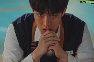 Suh Dong-hyun Instagram - 이번 2023년도 저를 사랑하고 아껴준 고마운 분들 덕분에 
행복하게 살아갈 수 있었습니다. 과분하고 감사합니다.
이 세상 모든 분들에게 행복과 행운만이 가득하시기를 진심으로 바랍니다. 아직도 이렇게나 부족하고 또 부족한 제가 어떻게 1년을 보낼지 모르겠지만, 그 서툰 과정 속에 또 여러분들이 있다면 그걸로 행복하겠습니다.
모두들 제가 정말 많이 엄청 무진장 진짜 완전 어마무시하게. 사랑합니다.
새해 복 많이 받으세요🙇🏻‍♂️