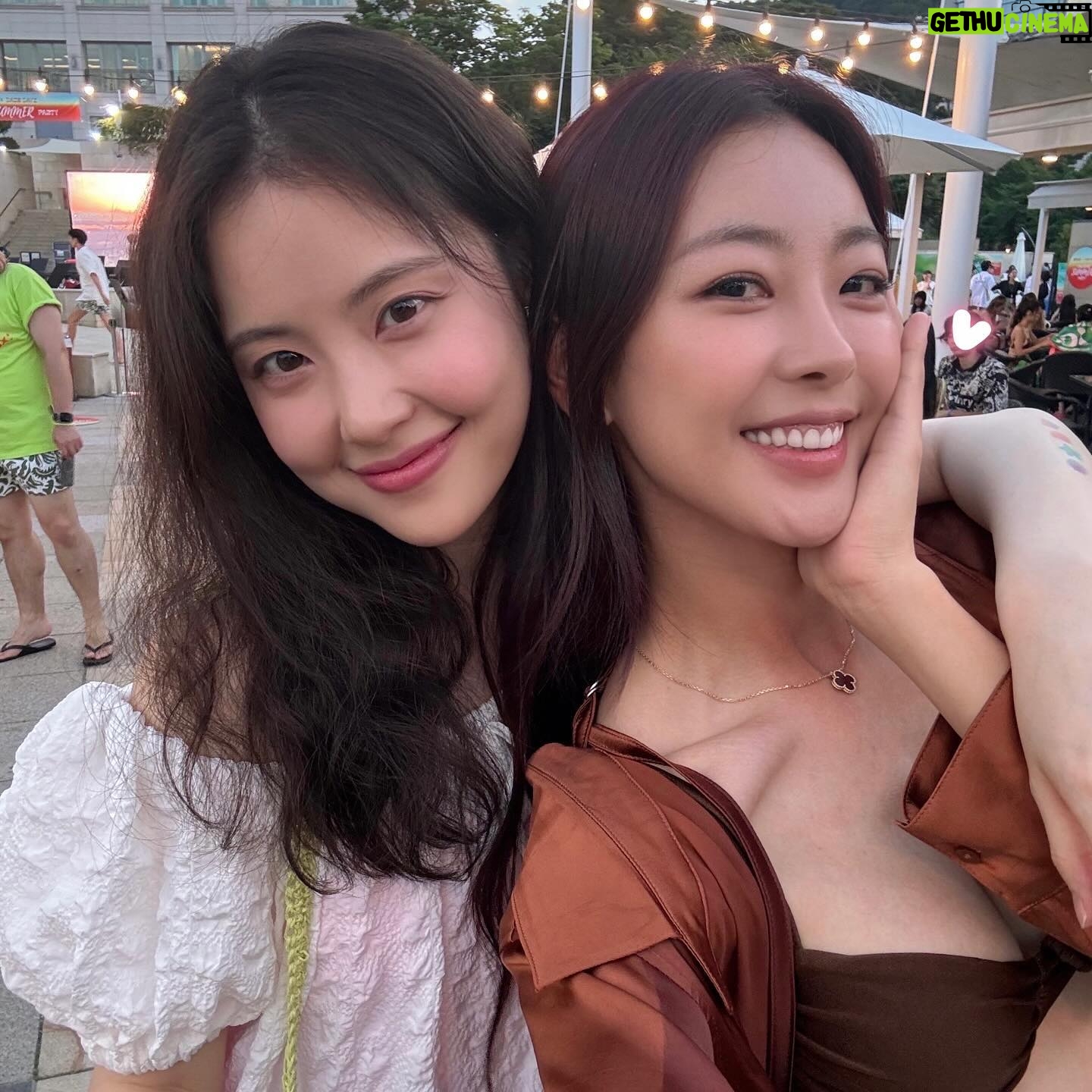 Suh Yun-a - 3 Likes - 6월 2/2